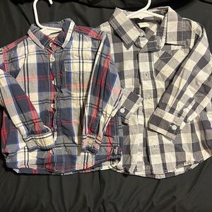 Boys 3t button down long sleeves .